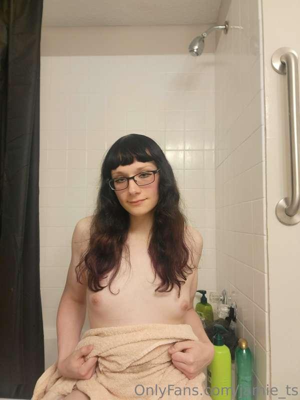 Let's get wet together