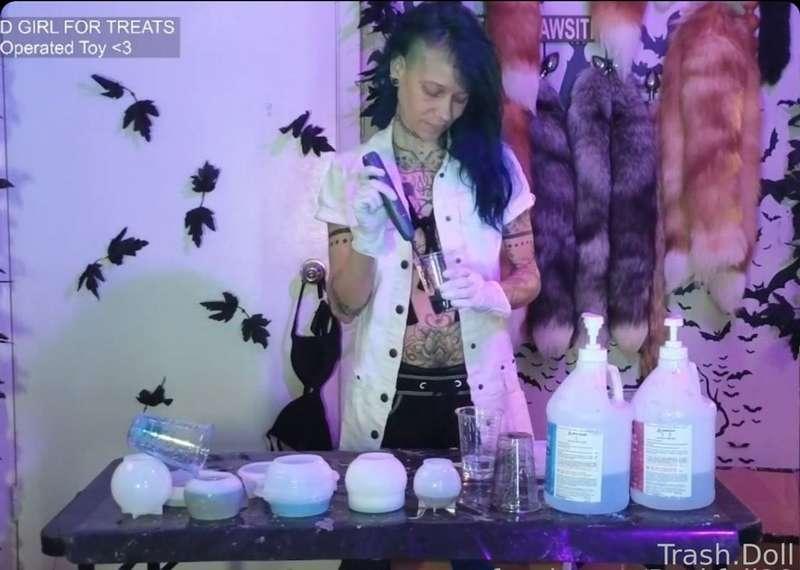 trashdoll image #1