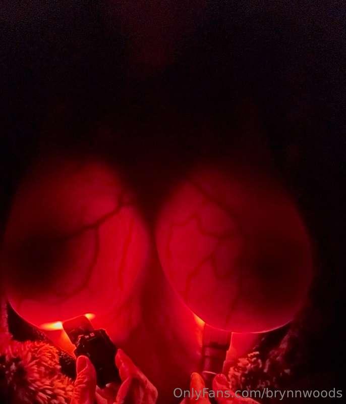 You guys like mommy’s new night lights? 