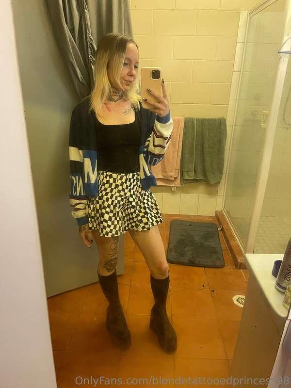 Looking all nice waiting for daddy to rail me 🥵Tips always w..