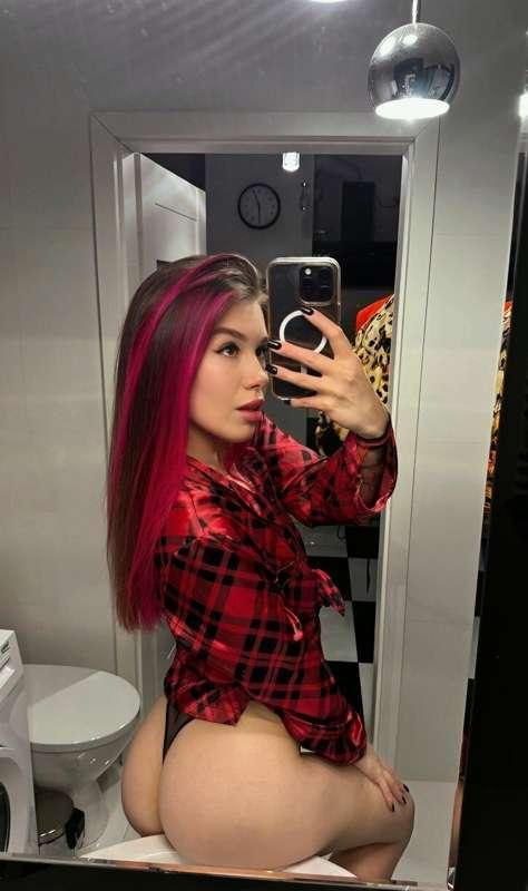 💥 TOTALLY FREE SUB 💥Meet the fabulous @bellabllush 🌙 She's f..