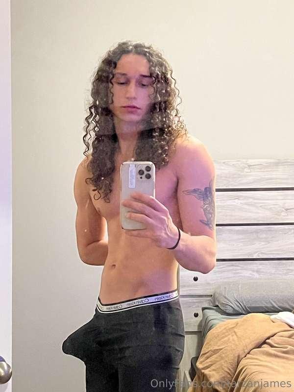 I'm feeling hard and horny