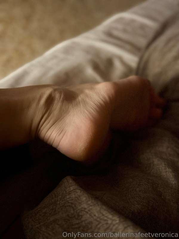 ballerinafeetveronica image #0