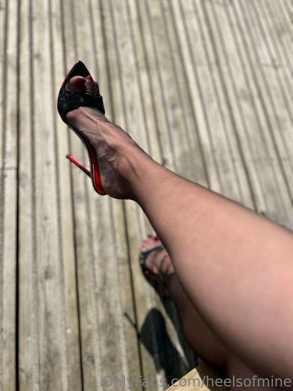 For those who love sheer stockings and mules