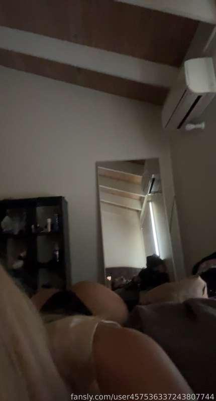user457536337243807744 image #0
