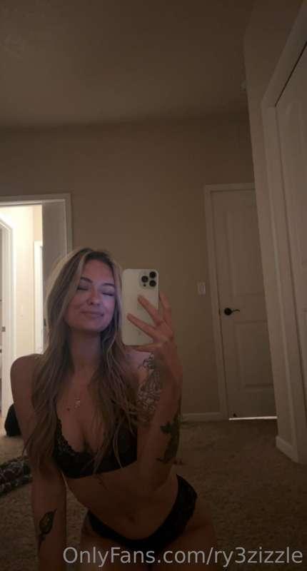 happy girl 🥰