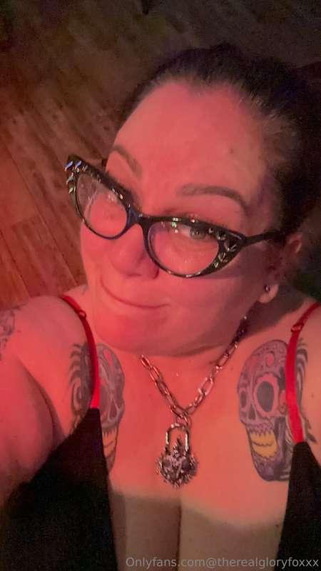 therealgloryfoxxx image #0