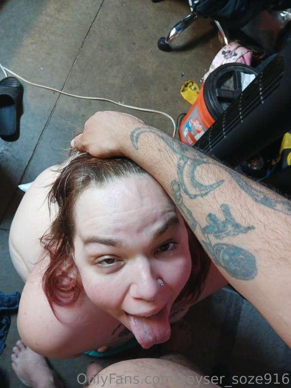 Good girls get on their knees @kittenkush420