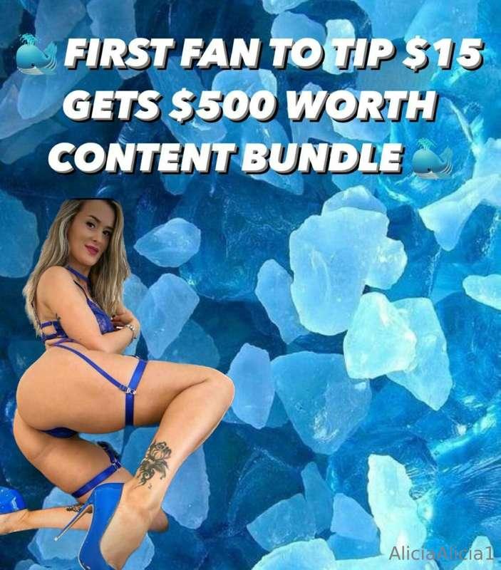 First fan to tip $15 gets a huge bundle of content worth $50..