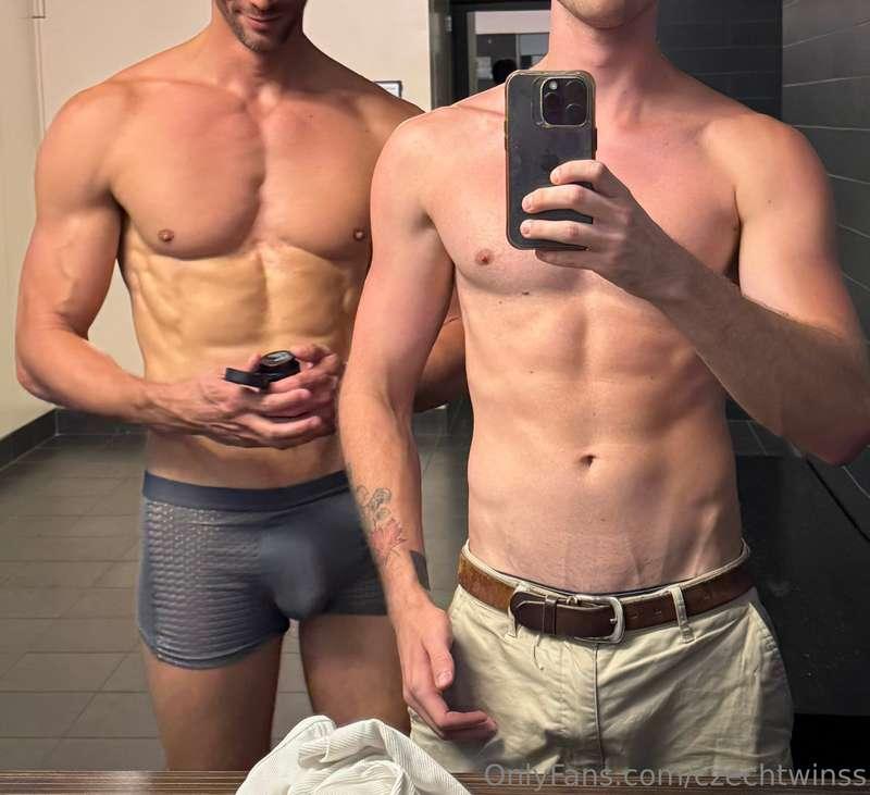 My first hot vidoe with my boyfriend 🥵 Swipe left if you wan..