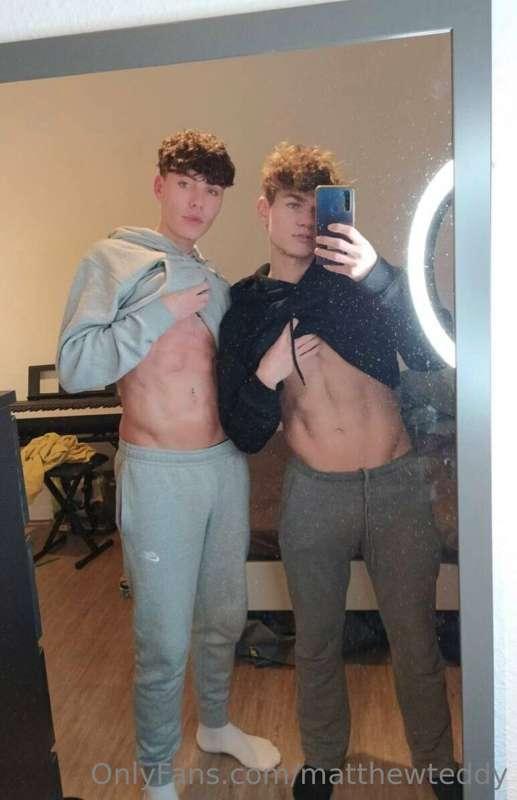 @chris_legal @chris_legal
🚨 Big 3️⃣0️⃣% off 😱 🚨🚨

Hey guys, ..