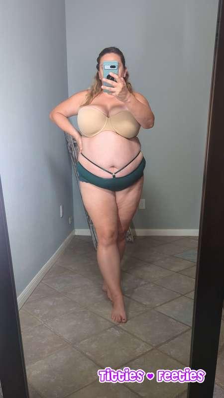 tittiesandfeetiesfree image #0
