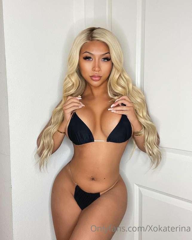 atomicbarbie69 image #0