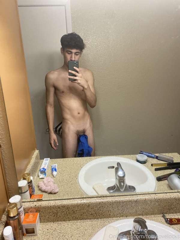 tonylovelocks image #3