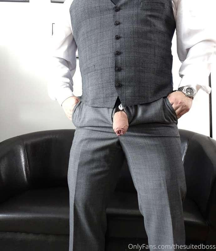 thesuitedboss image #7