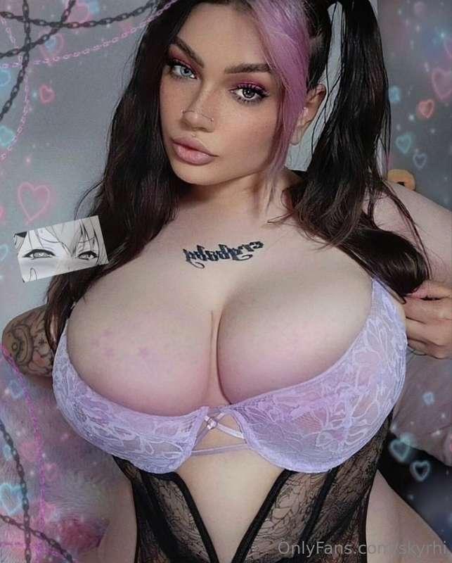 1 like = 1 squeeze 😘