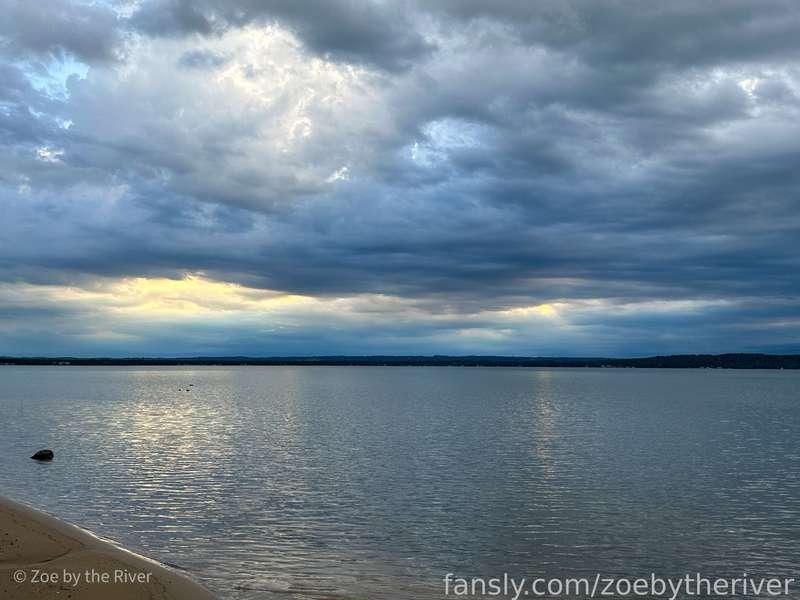 zoebytheriver image #6