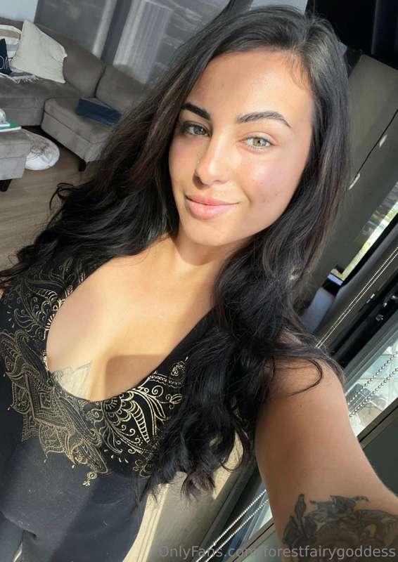 How would ya like waking up to me? 😘