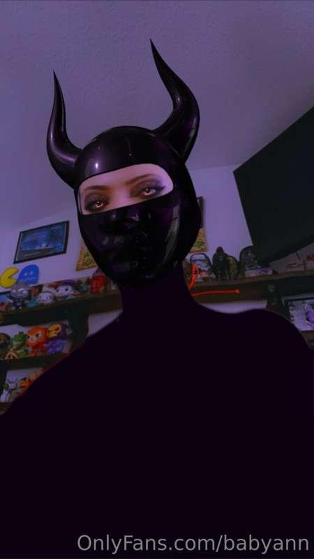 Devilish Hours @ 8:30 PM PST kick stream playing Diablo!
😈😈😈..