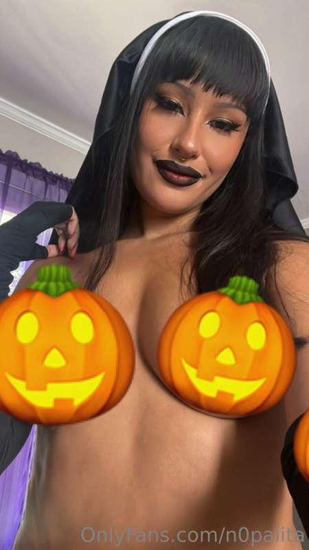 Tip $10 if you want to see the uncensored version 😈 you’ll s..