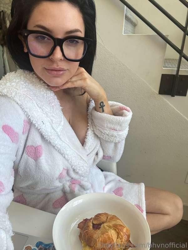 Breakfast time🤩