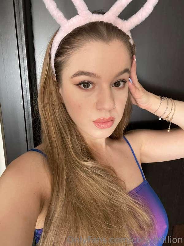 Feeling naughty today. Wanna talk ? 🤤💝