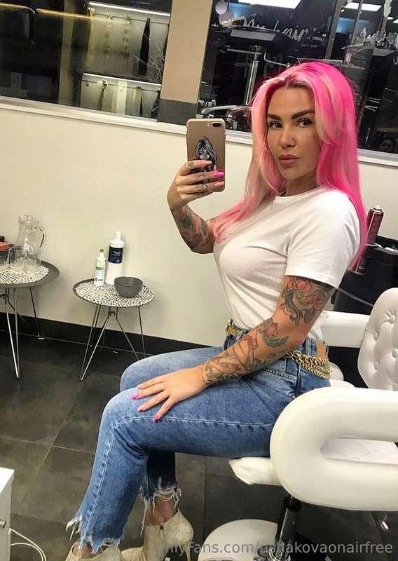 Should I go pink again?😏