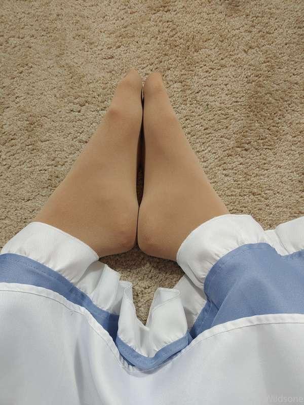 How do you feel about tights on your dick?