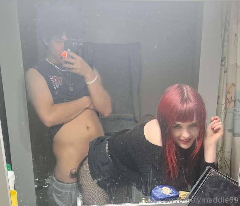 he’s an ass man 🍑🍆💦