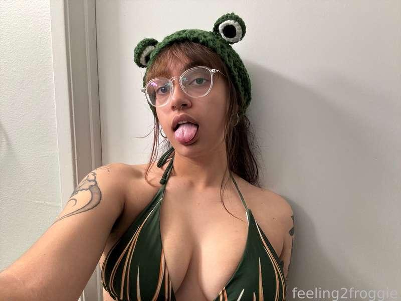 feeling2froggie image #1