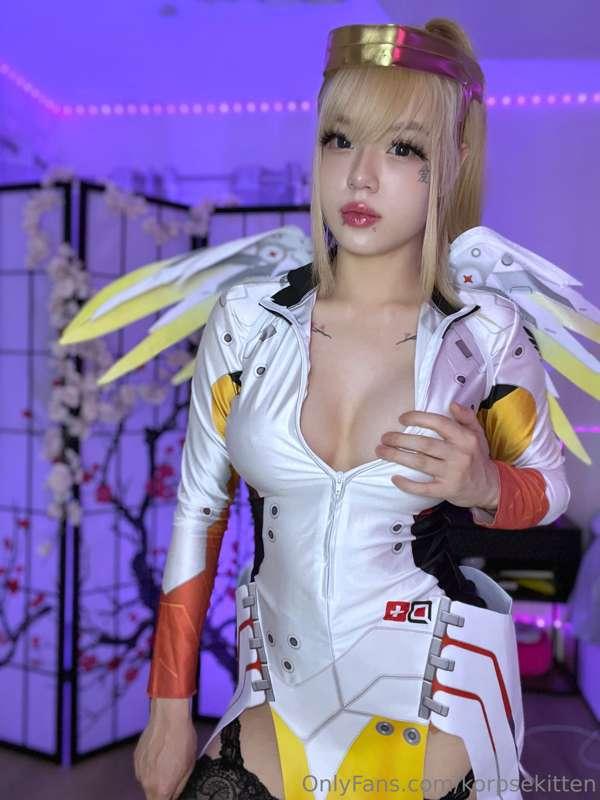 korpsekitten image #2