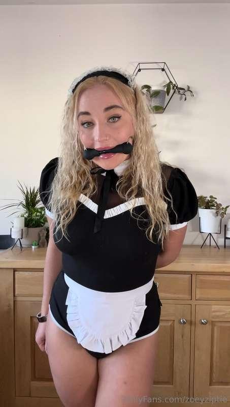 zoeyziptie image #22