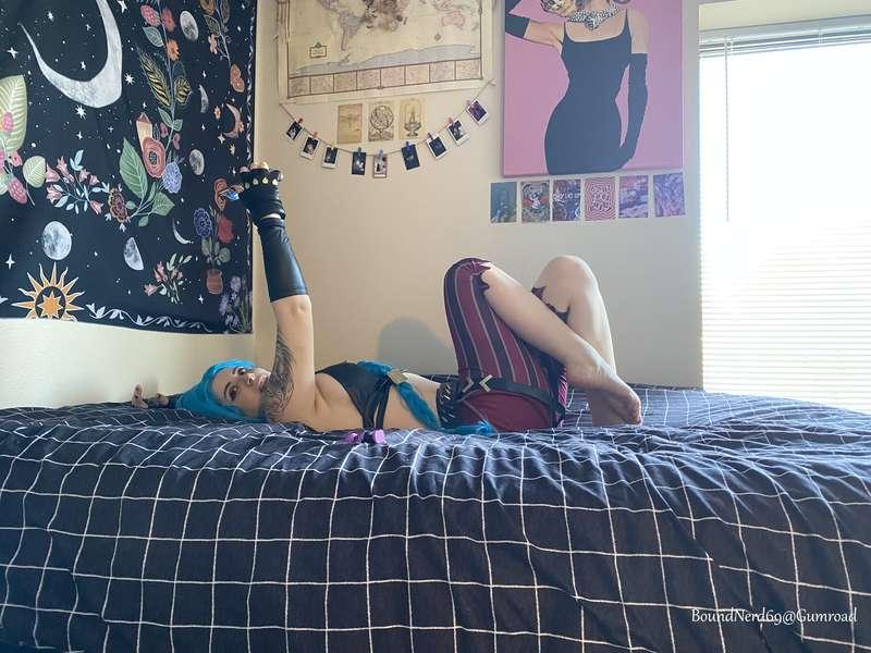 boundnerd69 image #1