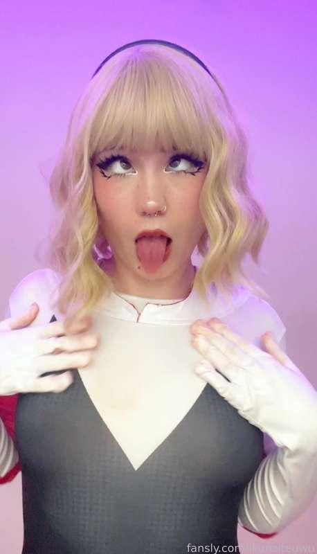 Gwen Stacy aheago :3 full video of feeling myself and playing with my bewbs on daddy tier!