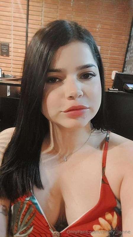 ♥️jessydyy♥️
Follow her🔥 FREE PAGE 🔥
@jessydyy💖 She's one of..