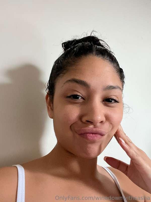It’s wash day! My favorite day for my curls! 

I always make..