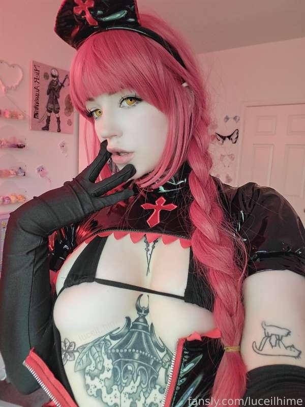 Latex Devil Makima Titty pack! 
I'm such a handful.... 👀👀❤️

#fyp #chainsawman #makimacosplay #cosplay #latex #peircednipples #nipples #tattoos #goth #dommy #nurse #goth
