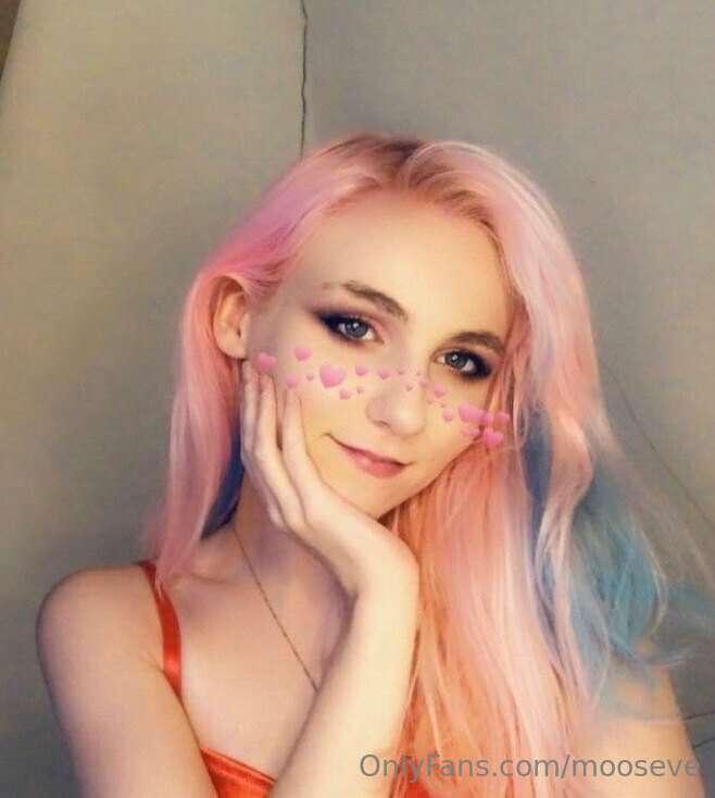 i think i’d look prettier with dick in my mouth 🥰