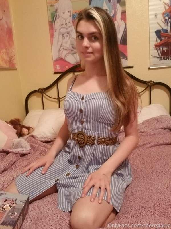 Would you look up my skirt?? 😉 I got a new dress today, what..