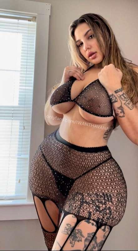 Do you like my outfit? 