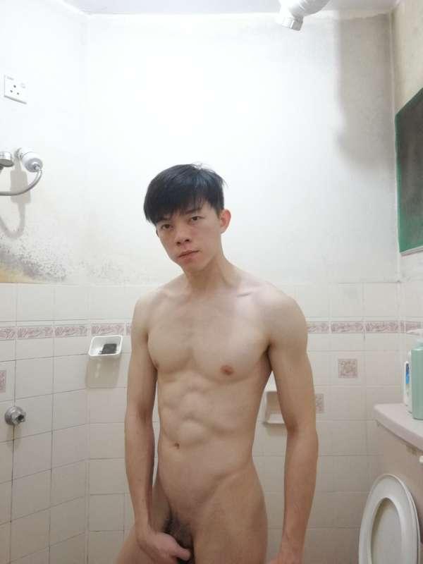 feel my chest and butt too flat