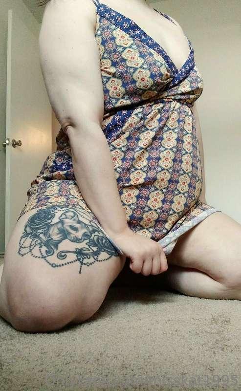 Trying on summer dresses! Thoughts? 😘
