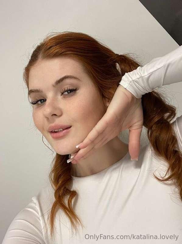 Cutie redhead @skarlet_me is waiting for you on her page for..