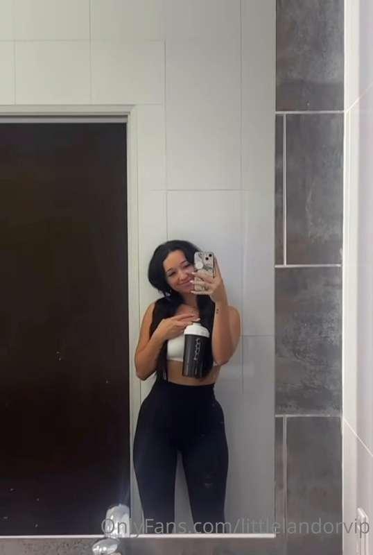 happy gurl