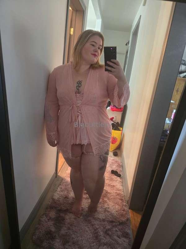 Morning luv 💜 Does pink fit me will? 