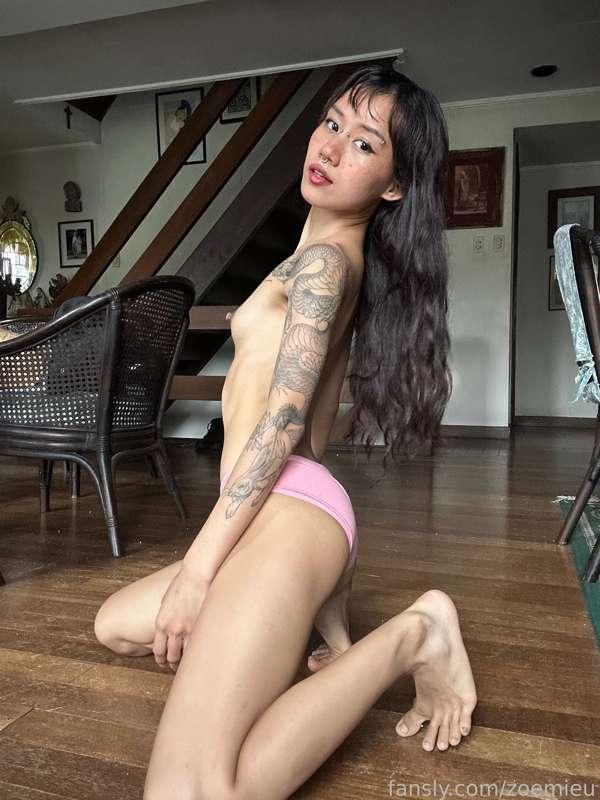 zoemieu image #2