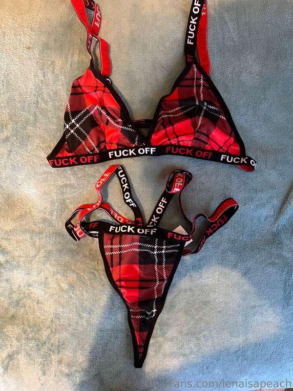 lenaisapeach image #4