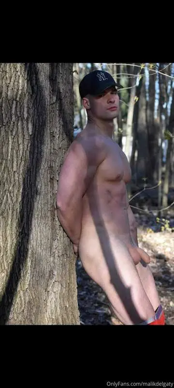 If you make it hard you get to suck it 😏
