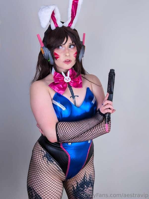 bunnysuit d.va photoset spam :3
