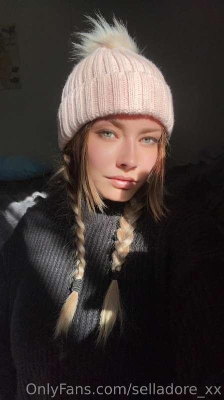 Life is cold and stressful 😣😣 sorry I haven’t had time for y..